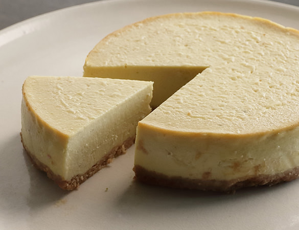 はちみつとイタリア産ゴルゴンゾーラのチーズケーキ | PUZO