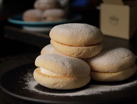 フラーレンFABクリーム　新品　お取り寄せ チーズブッセ [ プレーン ] | PUZOチーズケーキセラー | 沖縄の